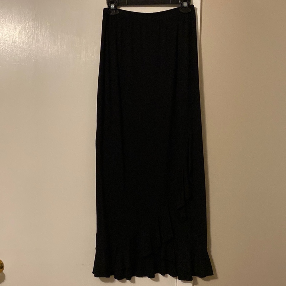 ❤️SOLD❤️ Max Studio Maxi Skirt Size S 🖤